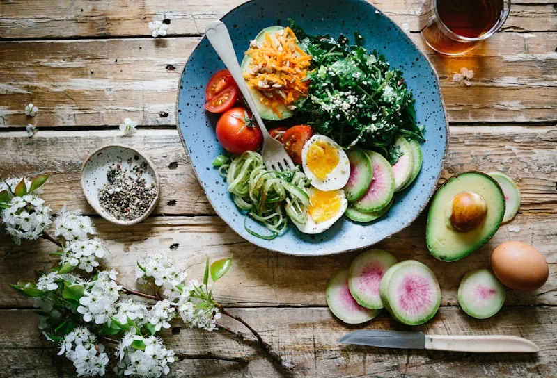 Build-your-own salad ingredients